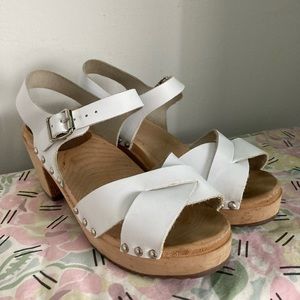 MIA Gertrude White Clog Sandals Wooden Heel